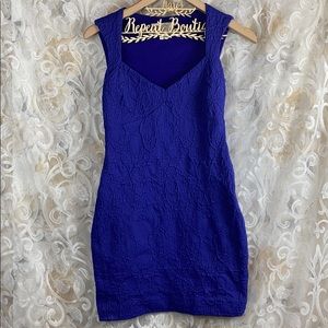 Nicole Miller Artelier Royal Blue Floral Bodycon Mini cocktail Dress embroidered